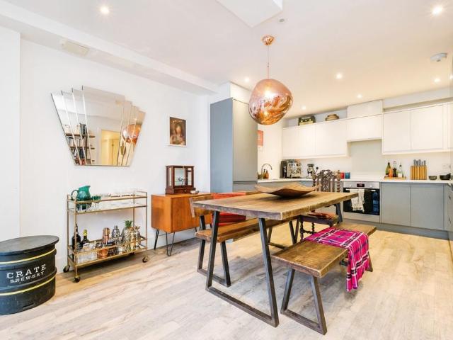 Flat for sale in Plashet, Greater London