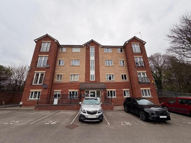 Flat for sale in Oakwell, South Yorkshire