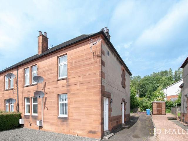 Flat for sale in Alloa, Scotland