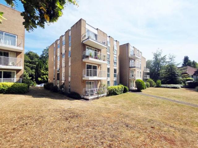 Flat for sale in Winton, Bournemouth