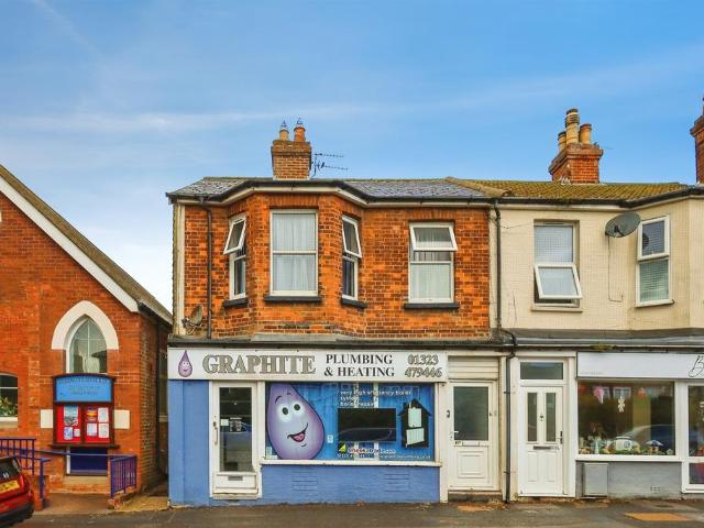 Flat for sale in Polegate, Cross In Hand
