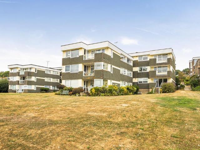 Flat for sale in Marehill, Horsham