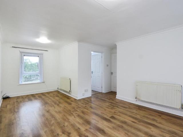 Flat for sale in Isle Of Man