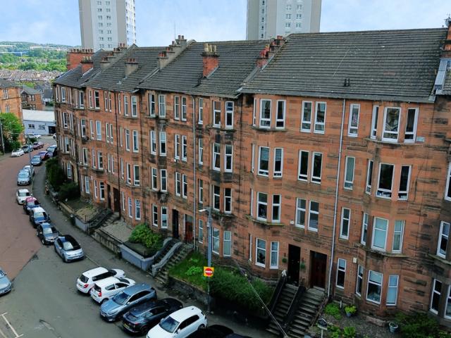 Flat for sale in Mount Florida, Scotland