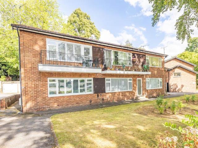 Flat for sale in Chapel Allerton, West Yorkshire