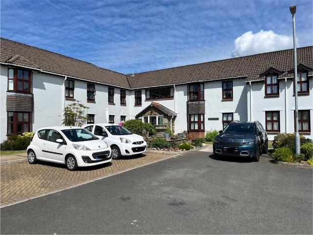 Flat for sale in St Stephen, Cornwall