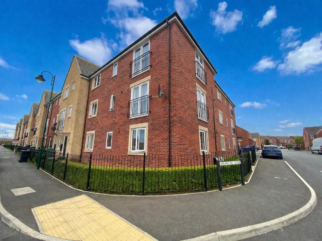Flat for sale in Hampton Gardens, Peterborough