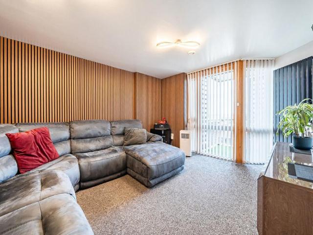 Flat for sale in Greater London