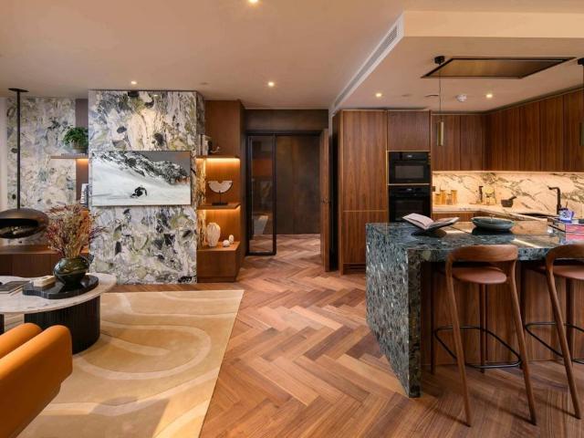 Flat for sale in St. George in the East, Wapping