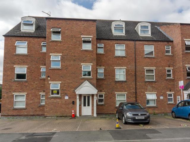 Flat for sale in Boultham, Brayford