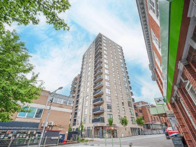 Flat for sale in Wealdstone, Greater London