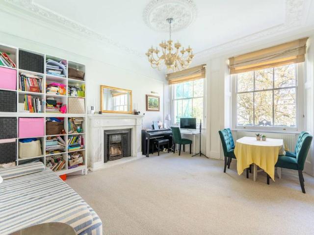Flat for sale in Bayswater, Isle Of Man