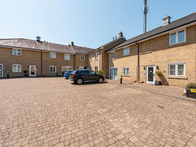 Flat for sale in Bedingfield, Suffolk