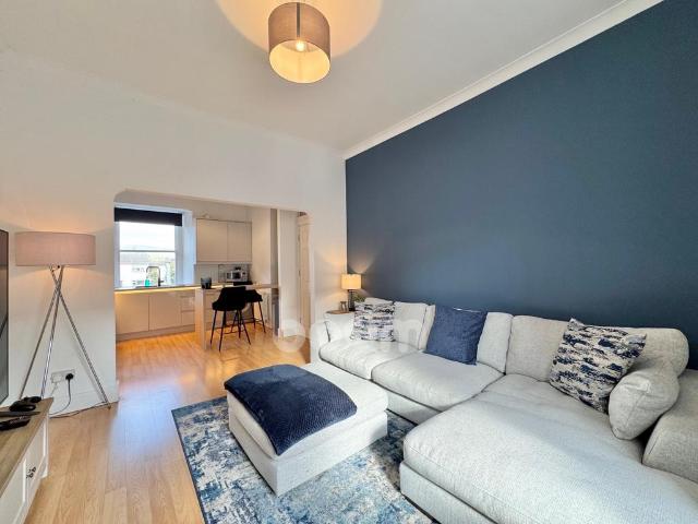 Flat for sale in Drakemyre, Dalry