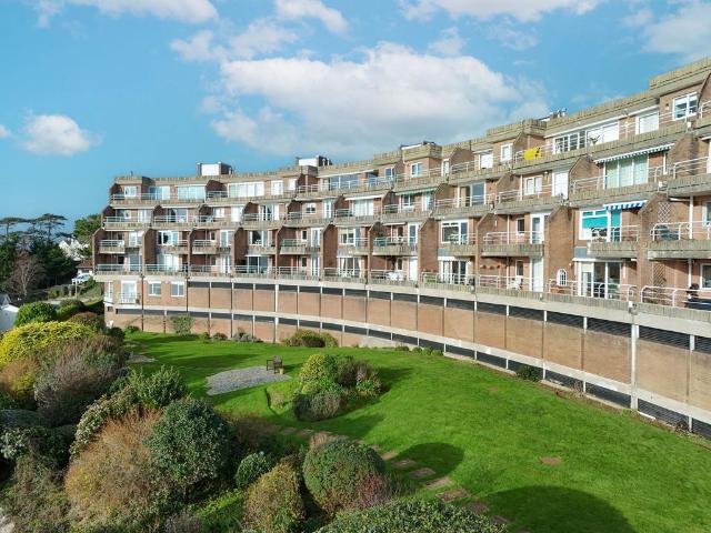 Flat for sale in Babbacombe