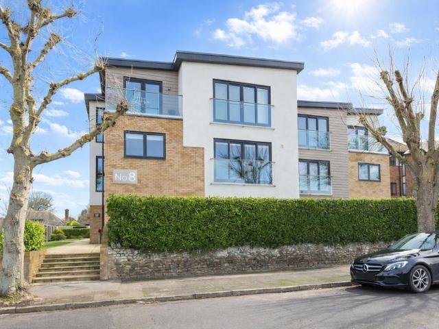 Flat for sale in Birchington, Acol