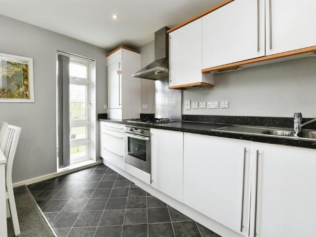 Flat for sale in Melbourne, Chelmsford
