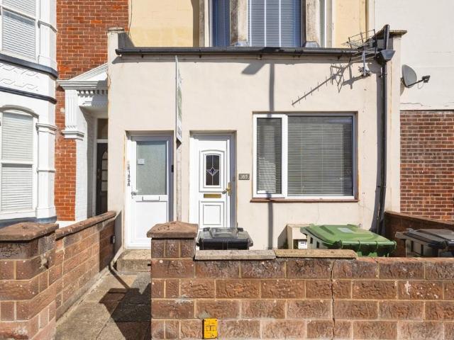 Flat for sale in Buckland, City Of Portsmouth