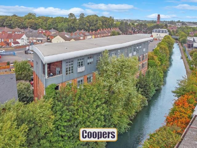 Flat for sale in Hillfields, West Midlands