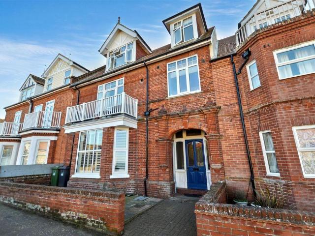 Flat for sale in Comers, Norfolk