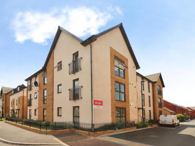 Flat for sale in Yate Rocks, Yate