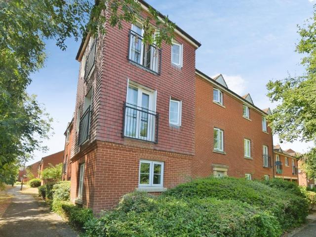 Flat for sale in Bridgefield, Kent