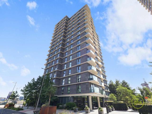 Flat for sale in Stratford Marsh, Greater London
