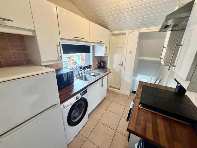 Flat for sale in High Dubmire, Sunderland