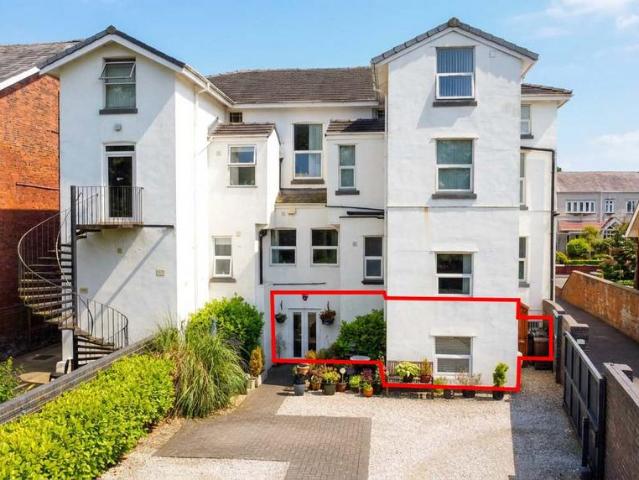 Flat for sale in Southport, Sefton