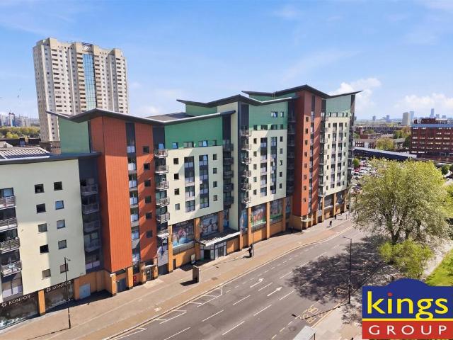 Flat for sale in Lower Edmonton, Edmonton