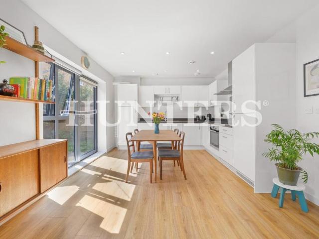 Flat for sale in Greater London