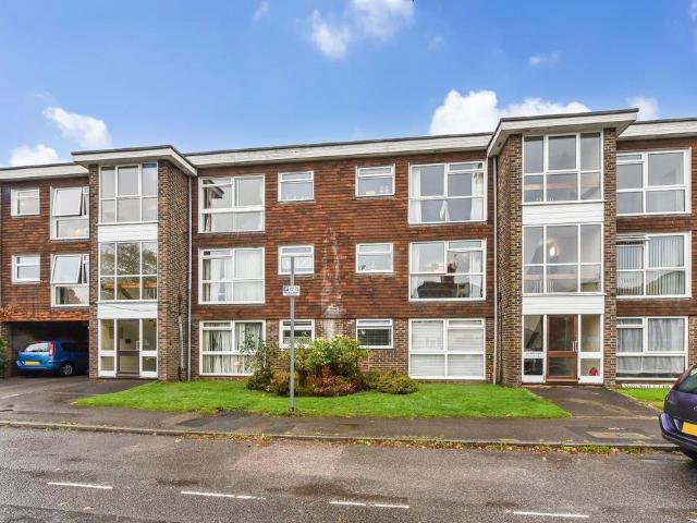 Flat for sale in Petersfield, Bolton Low Houses