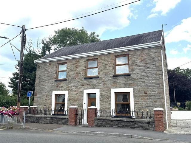 Flat for sale in Cwarter Bach, Cefn-bryn-brain