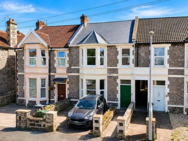Flat for sale in Weston-super-mare, North Somerset