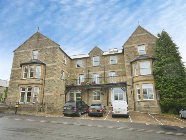 Flat for sale in Charlesworth, East Midlands