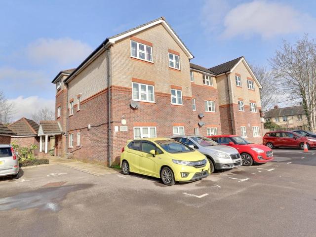 Flat for sale in Shirley Warren, Isle Of Man