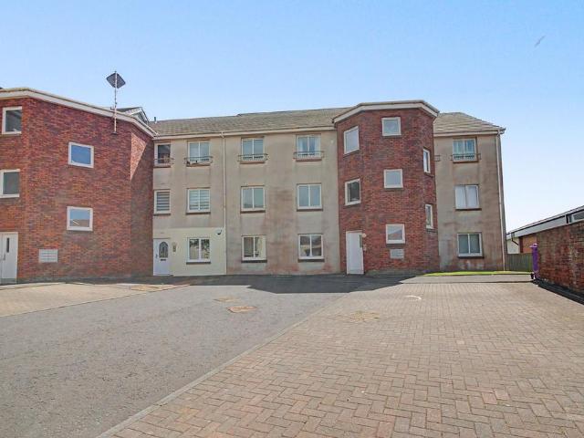 Flat for sale in Saltcoats, Scotland