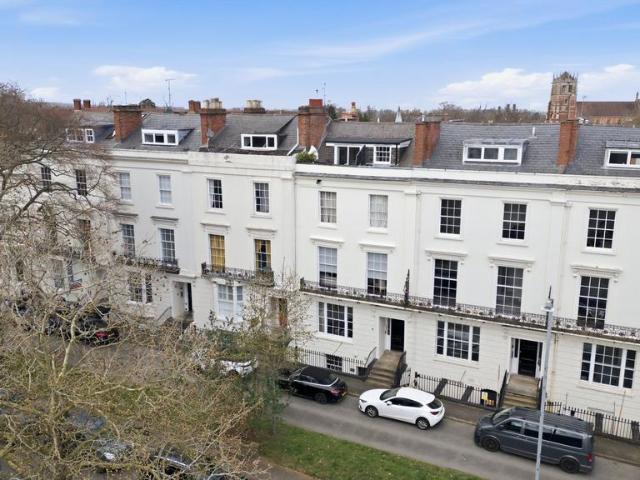 Flat for sale in Milverton, Green Close