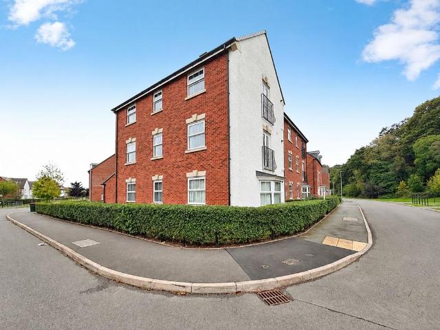 Flat for sale in Doseley, Dawley