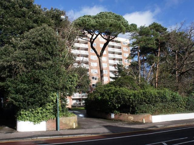 Flat for sale in Springbourne, Bournemouth