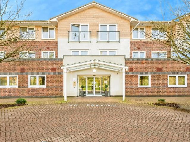 Flat for sale in Haydock, St Helens