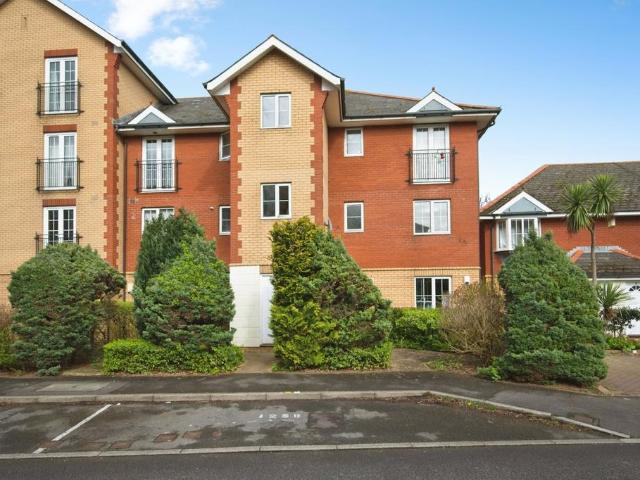 Flat for sale in Cardiff International Sports Village, Falcon Lodge