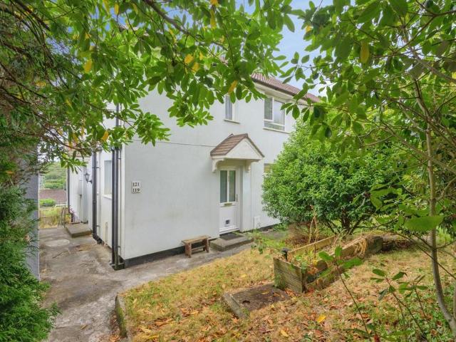 Flat for sale in Holly Park, Mount Wise