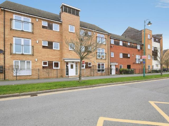 Flat for sale in Hampton Hargate, Peterborough