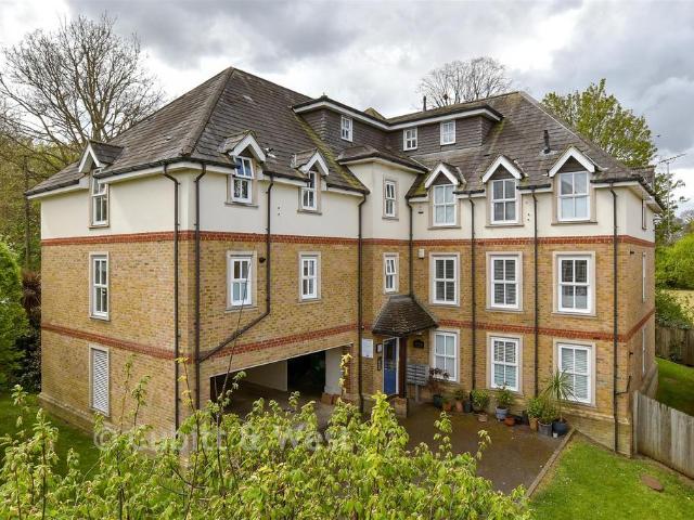 Flat for sale in Beddington, Isle Of Man