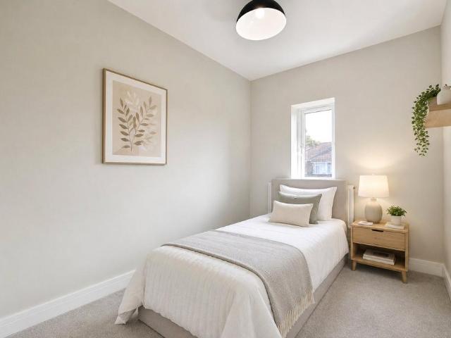 Flat for sale in Cheadle, Greater Manchester