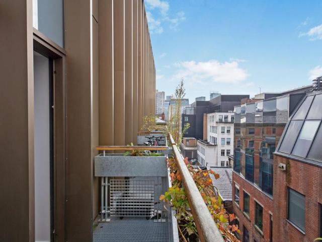 Flat for sale in City Centre, Georgia