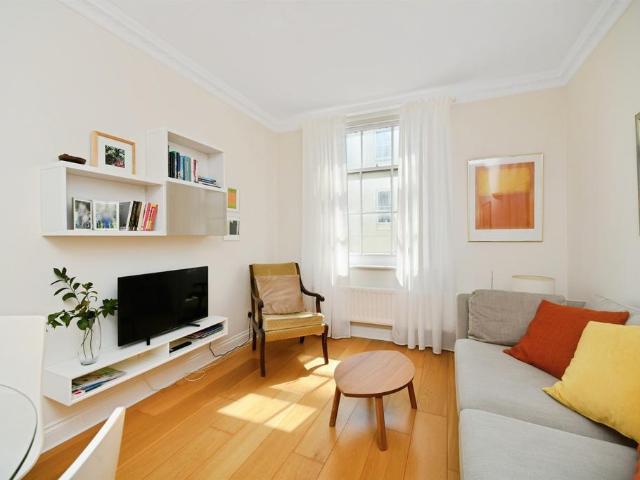 Flat for sale in Kemptown, Brighton & Hove