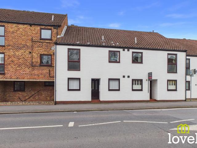 Flat for sale in Cottingham, East Riding Of Yorkshire