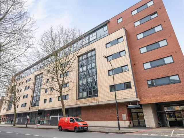 Flat for sale in The Borough, Isle Of Man